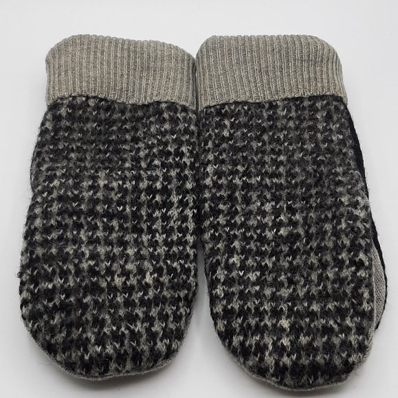 Handmade Women's Warm Wool Mittens Recycled Vintage Wool Sweater Mitts Lined - Picture 2 of 5